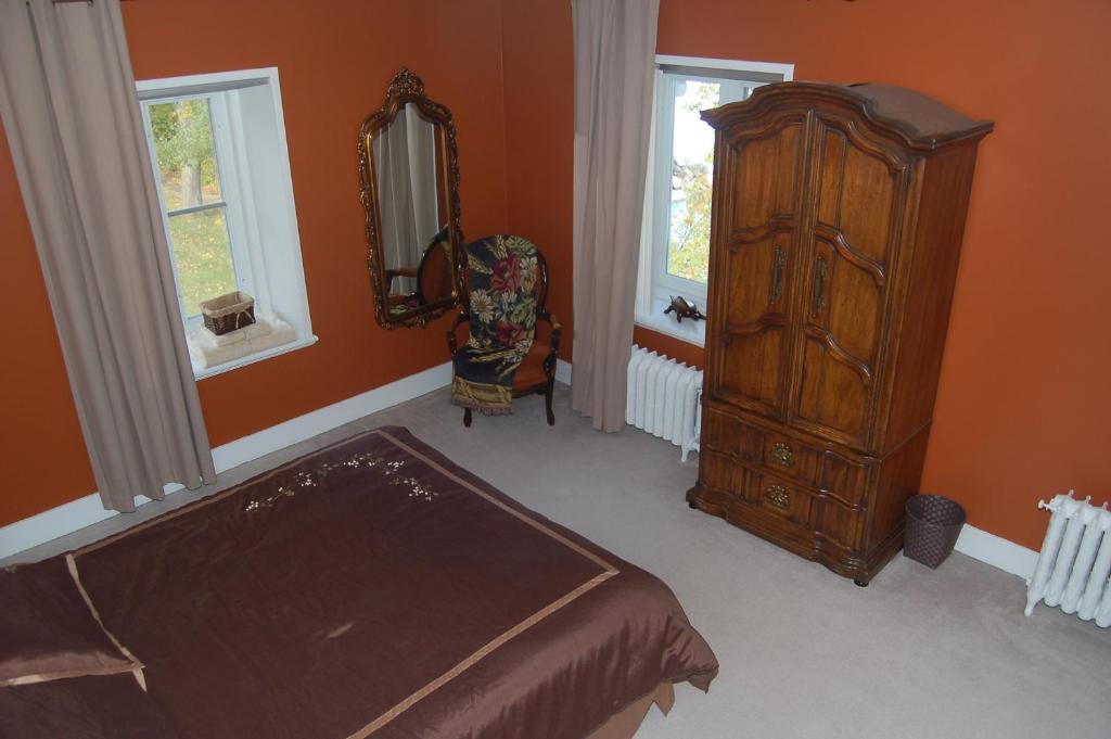 Gite Les 2 Soeurs Bed & Breakfast Roberval Room photo